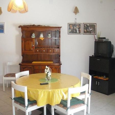Apartments Ivan Orlic Vinišće Extérieur photo