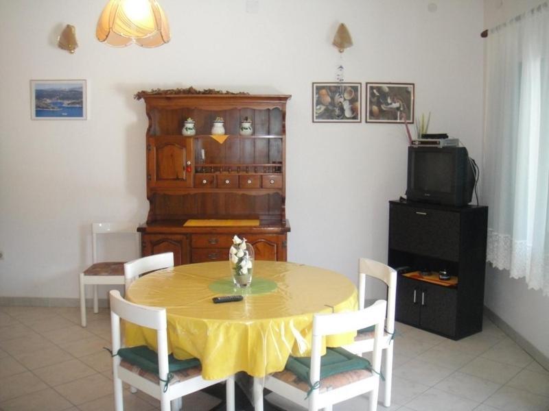 Apartments Ivan Orlic Vinišće Extérieur photo
